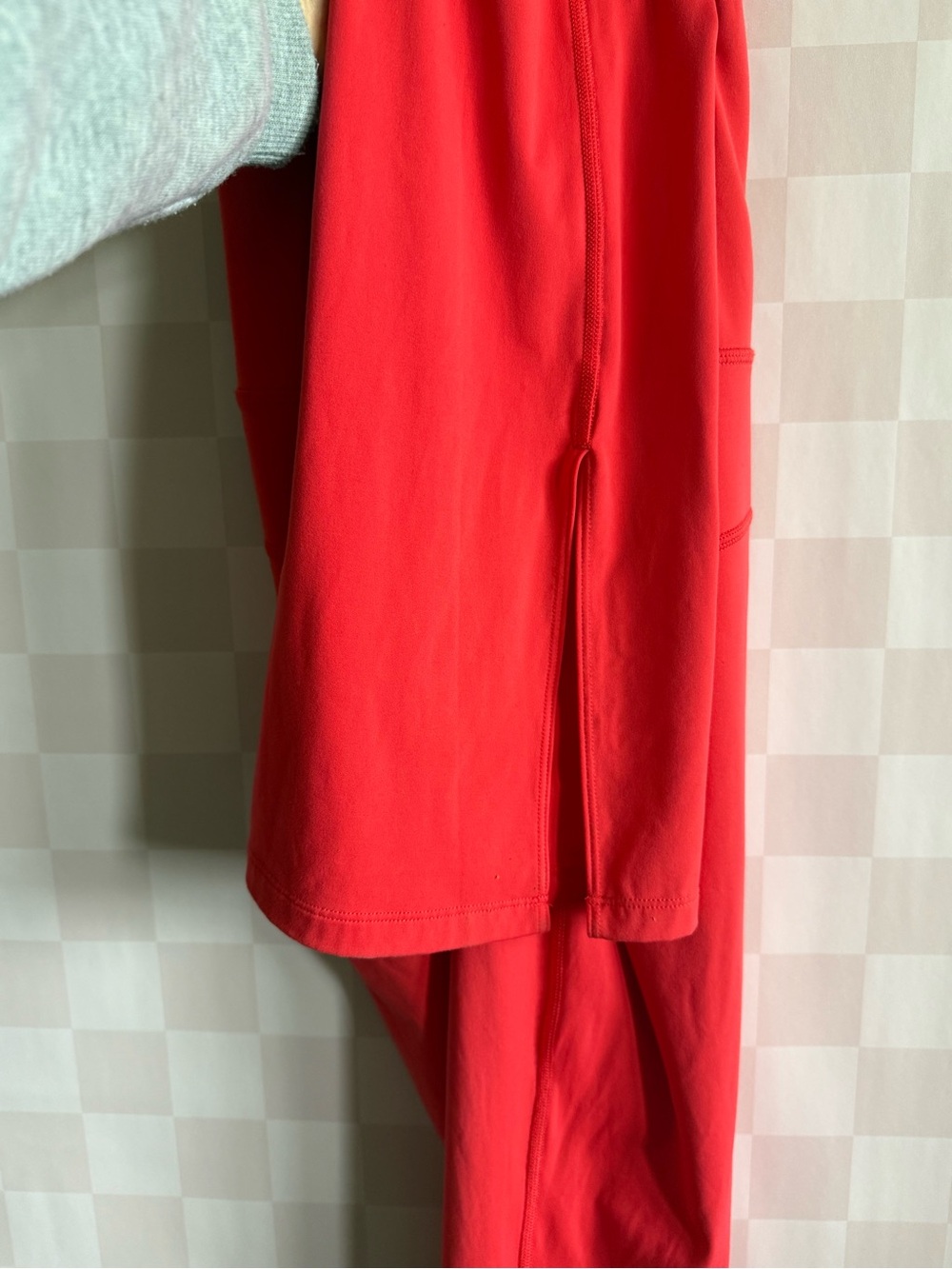 πββοΈππΌπΈπβοΈπ₯₯
Pink Sleeveless Jumpsuit for Women - Picture 3 of 3